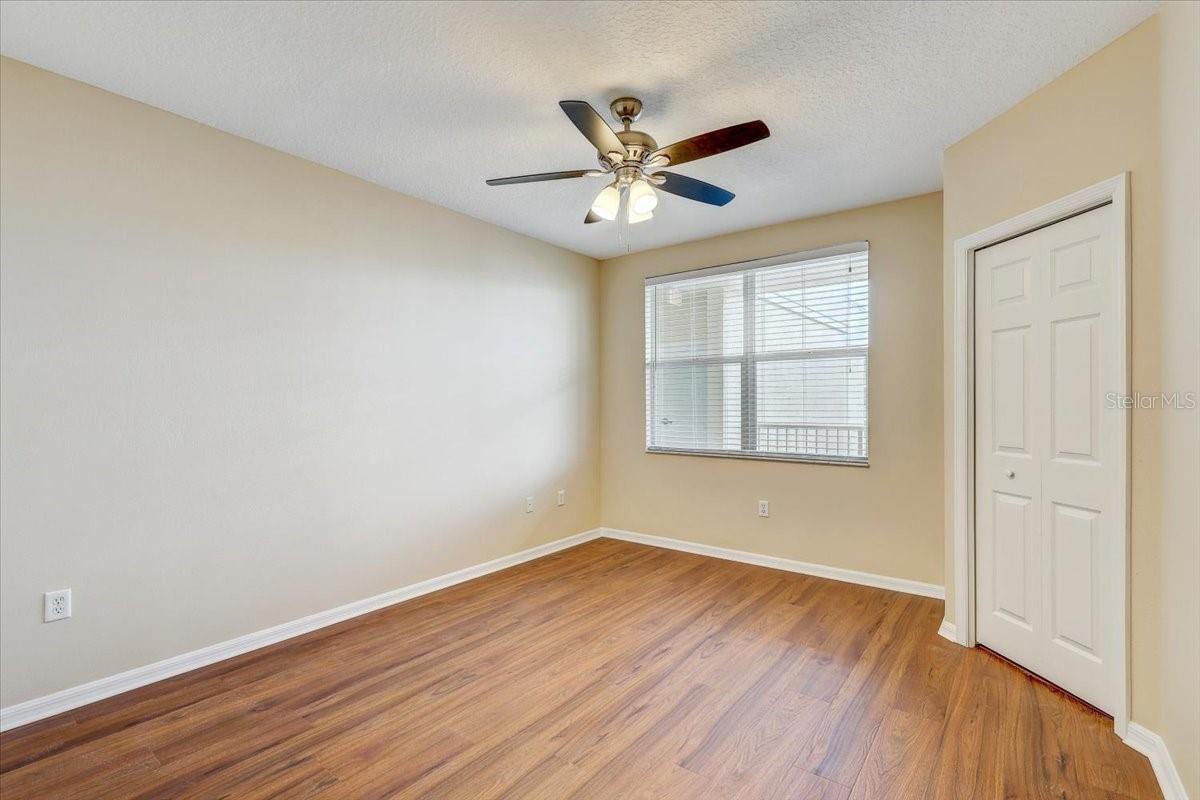 COUNTRY CLUB CONDO AT EAST BAY - Residential