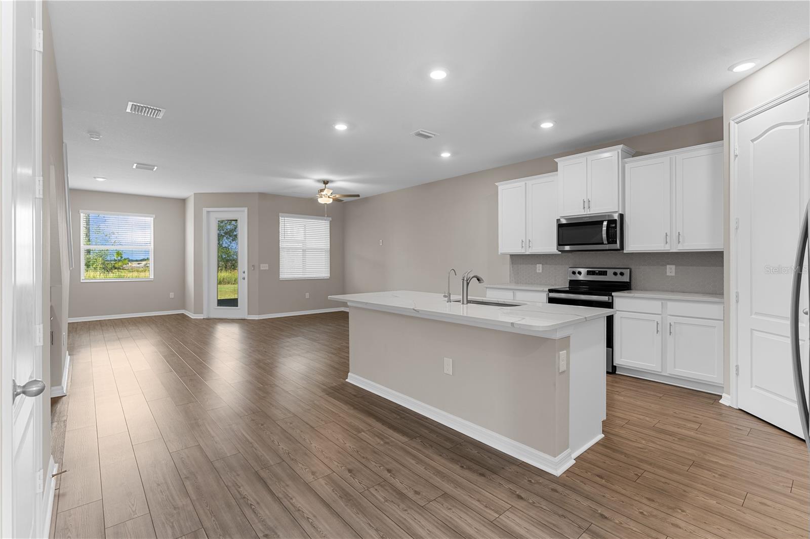 MIRADA - Residential Lease