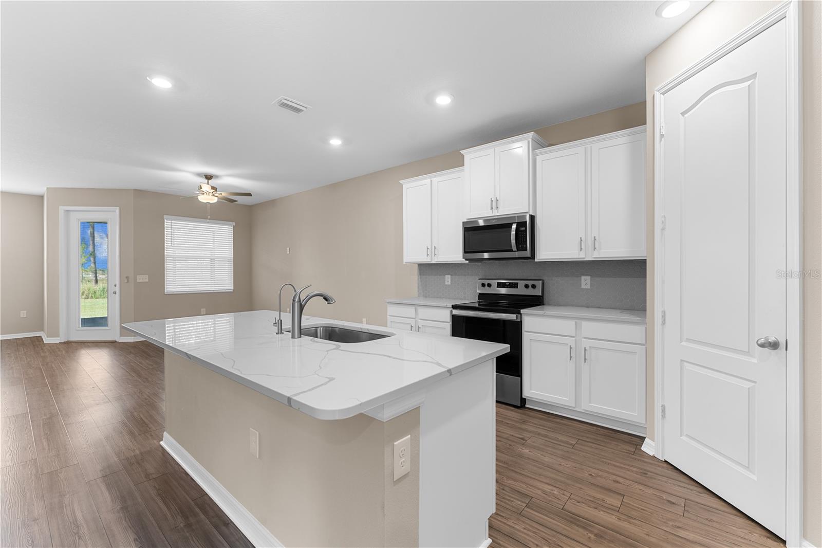 MIRADA - Residential Lease