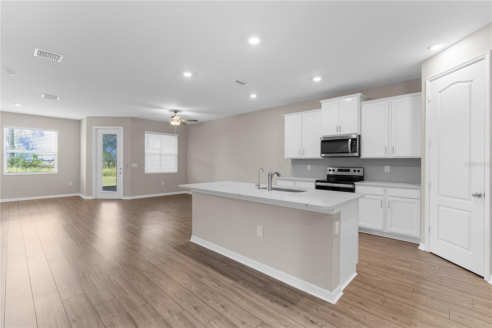 MIRADA - Residential Lease