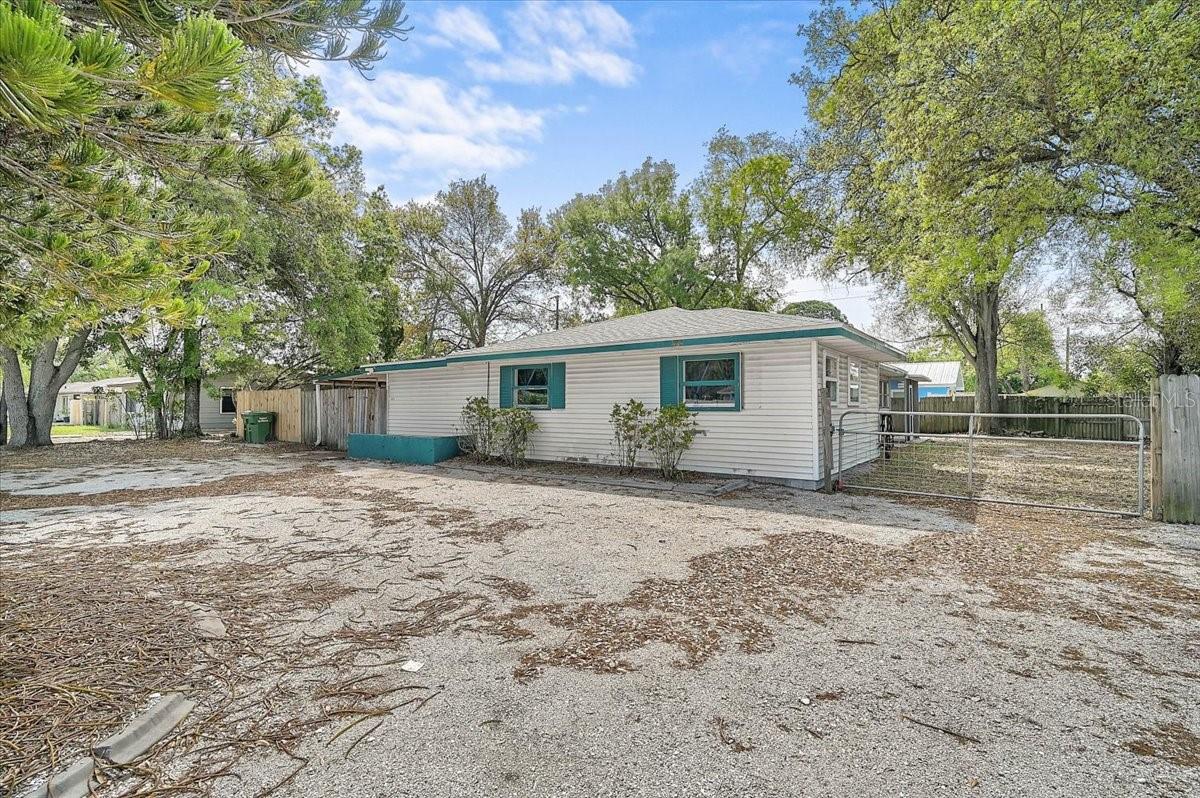 PATRICIA MANOR - Residential Lease