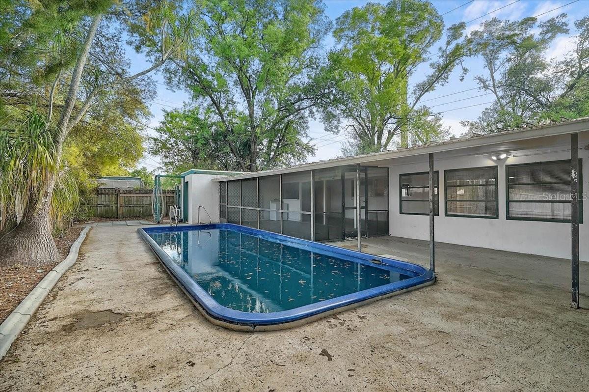 PATRICIA MANOR - Residential Lease