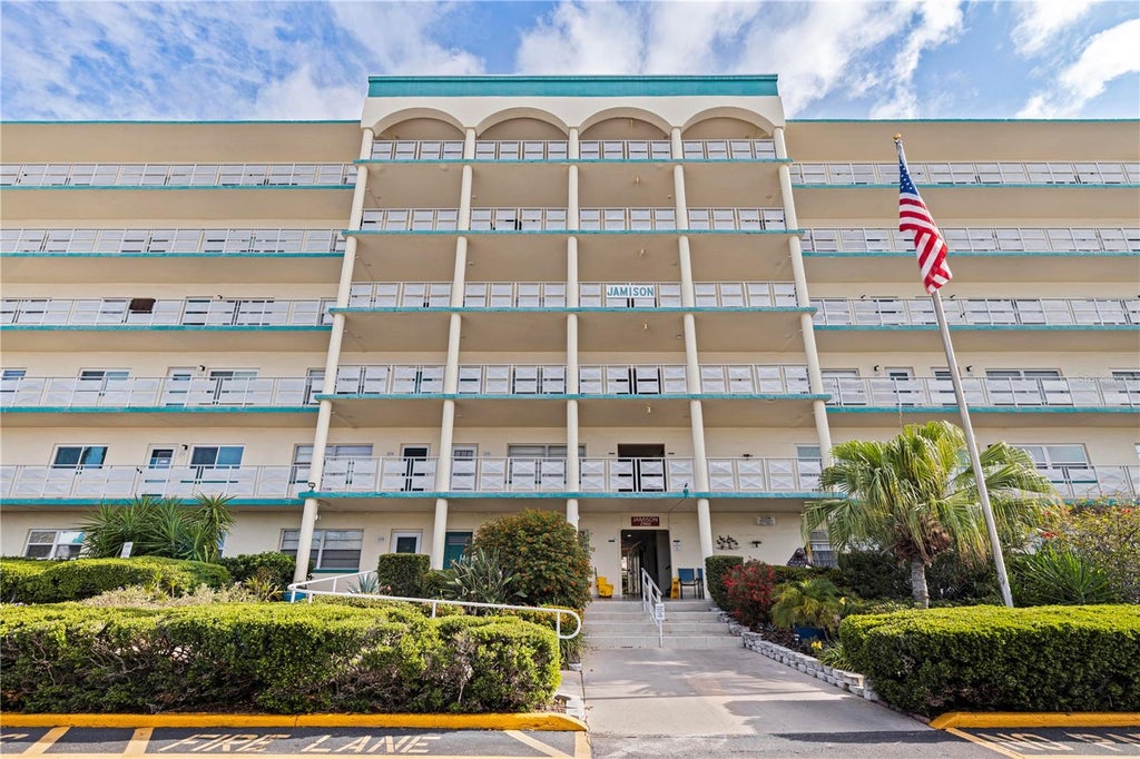 Photo of 2960 59th Street S #511, St Petersburg, FL 33707 (MLS # TB8527257)