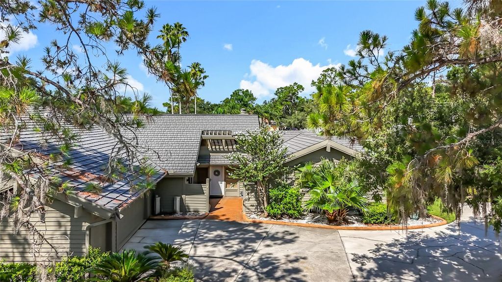Photo of 5335 Sand Crane Court, Wesley Chapel, FL 33543 (MLS # TB8409909)