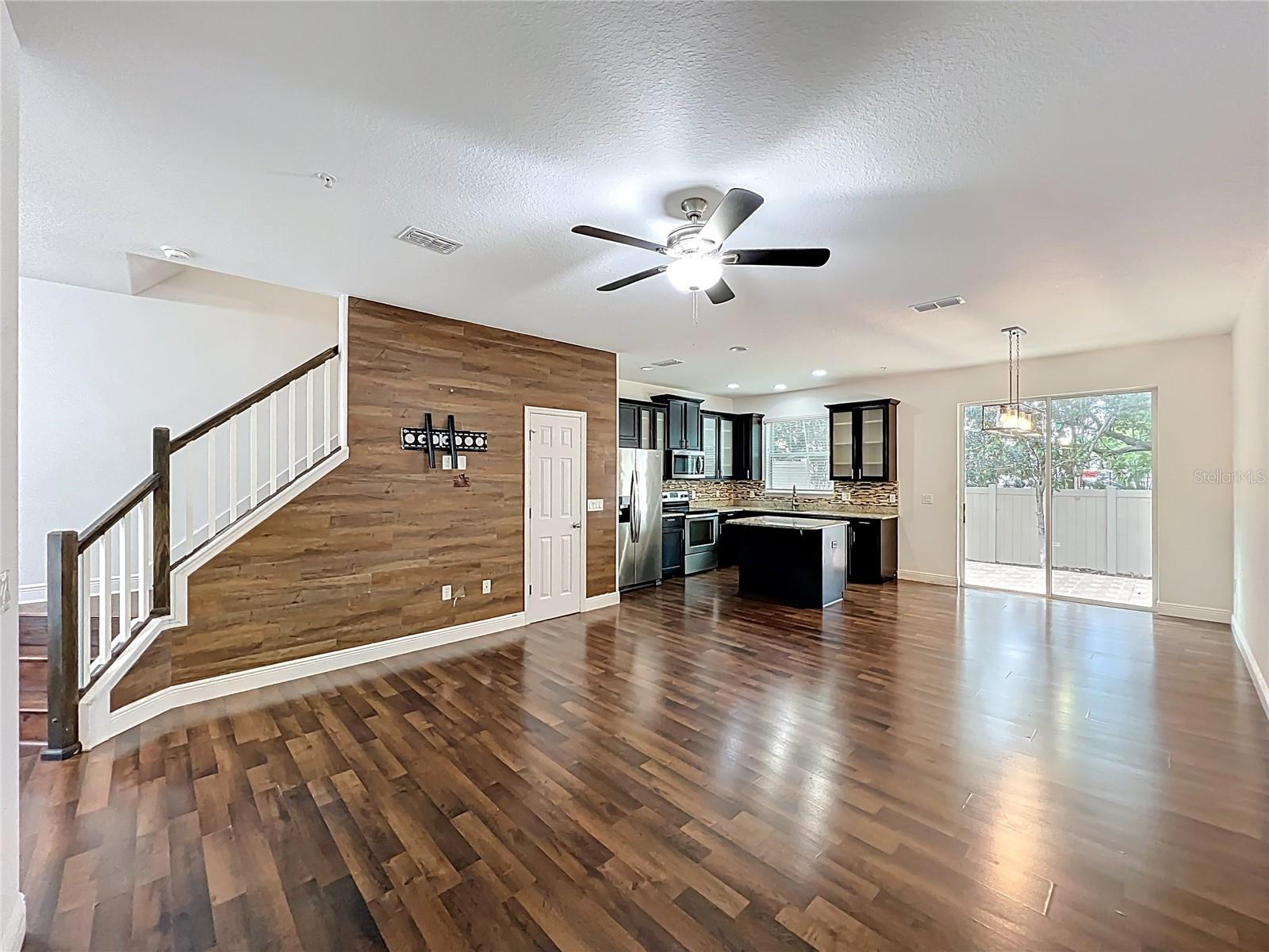 TUSCANY PLACE TWNHMS - Residential