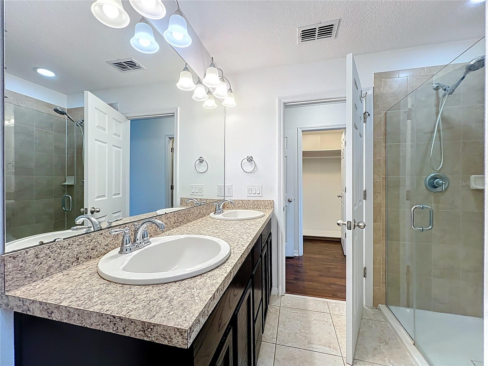 TUSCANY PLACE TWNHMS - Residential