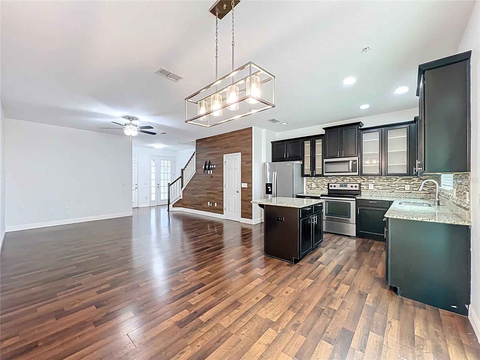 TUSCANY PLACE TWNHMS - Residential