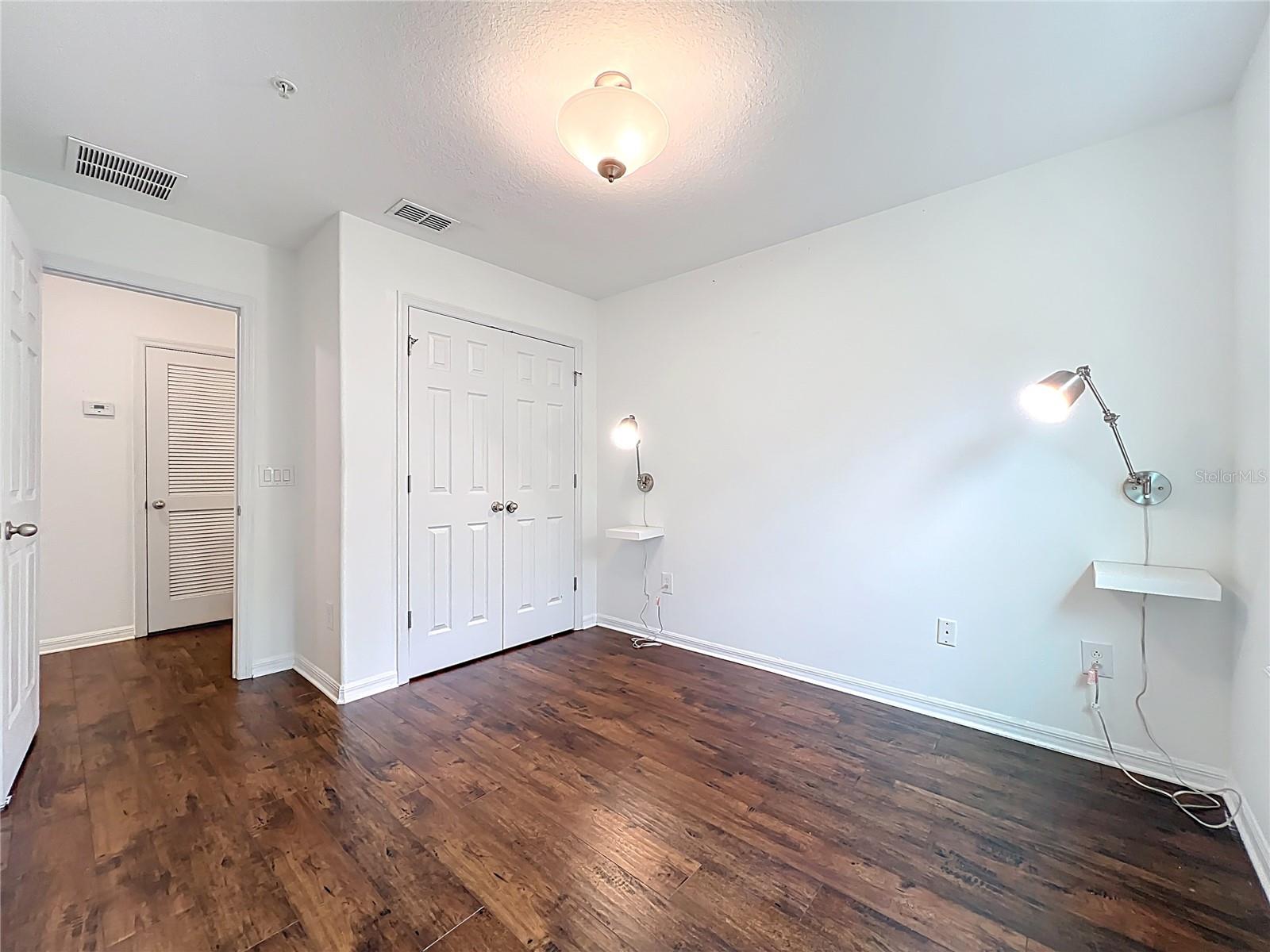 TUSCANY PLACE TWNHMS - Residential