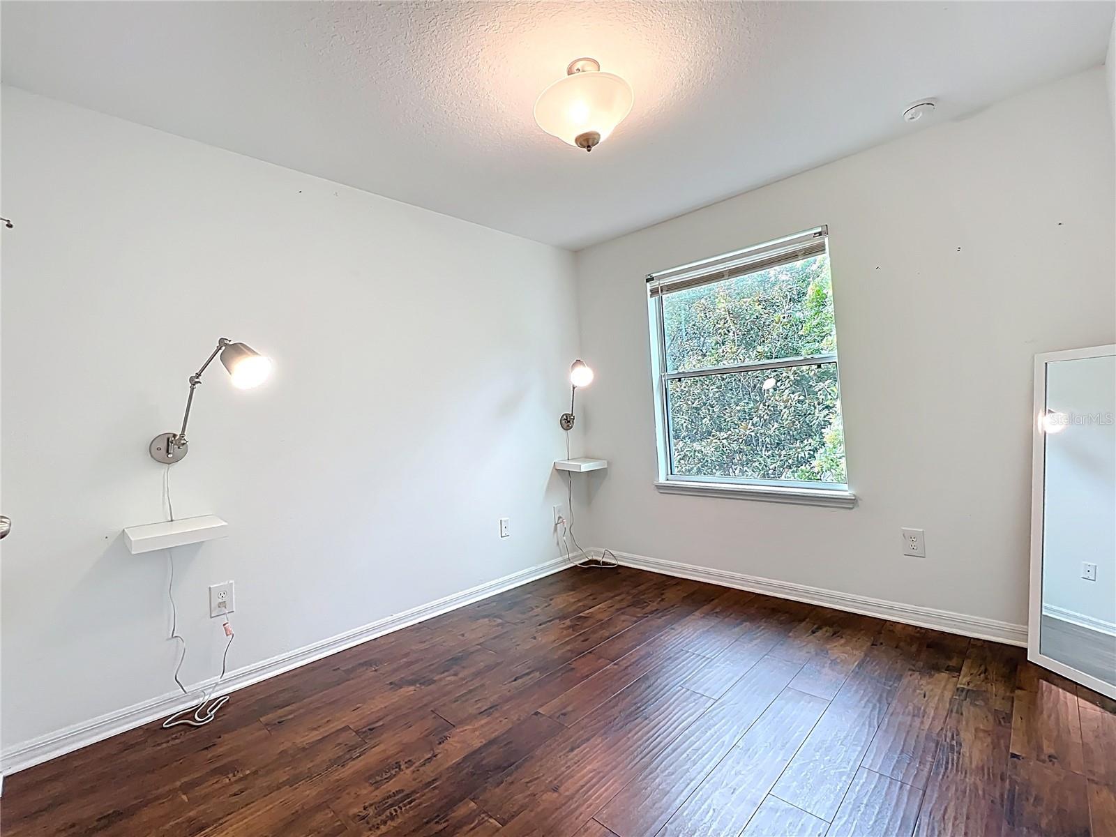 TUSCANY PLACE TWNHMS - Residential