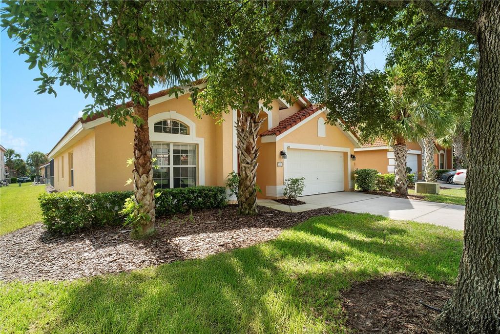 Photo of 164 Sevilla Avenue, Davenport, FL 33897 (MLS # O6326953)