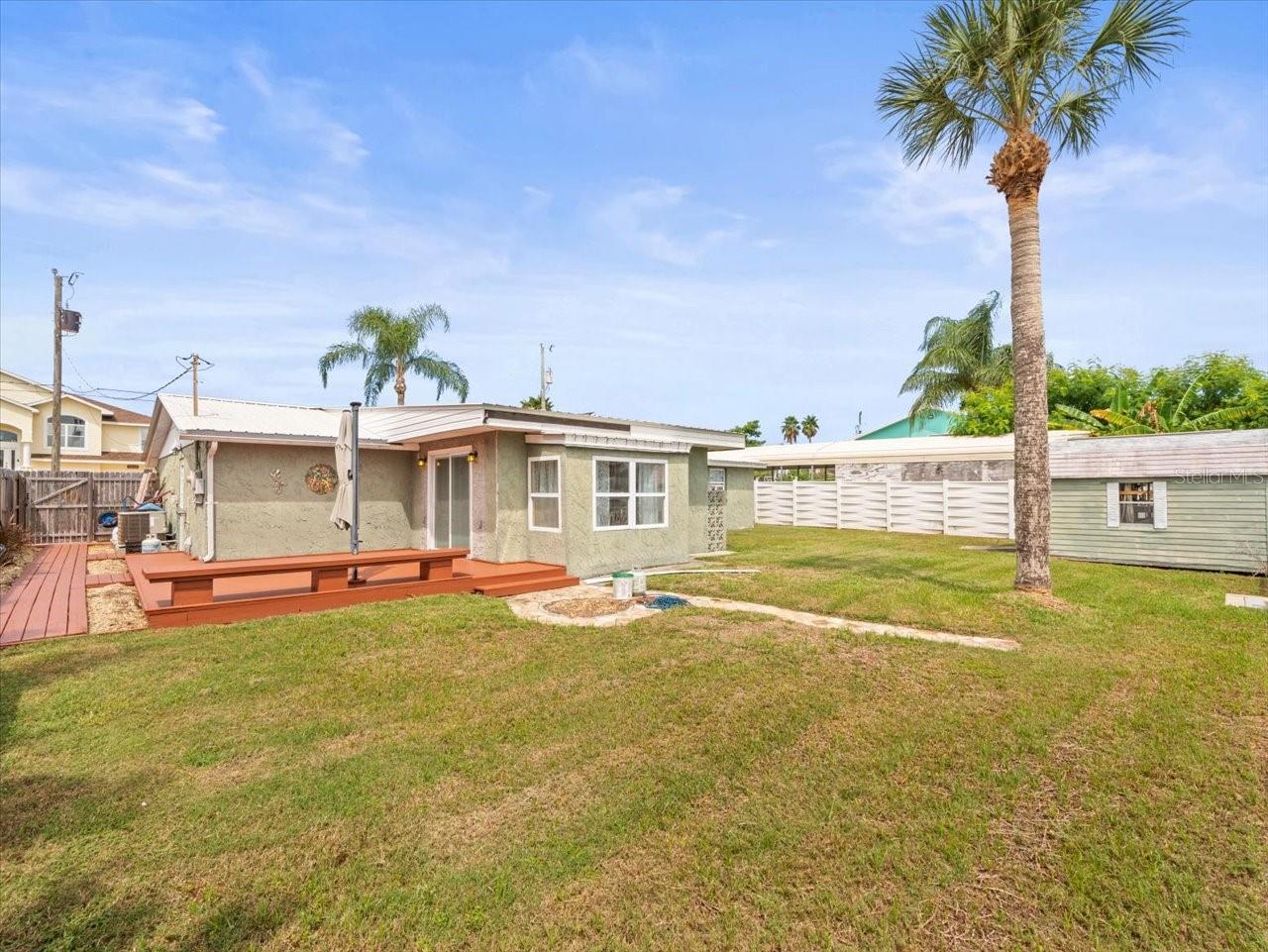 HERNANDO BEACH - Residential