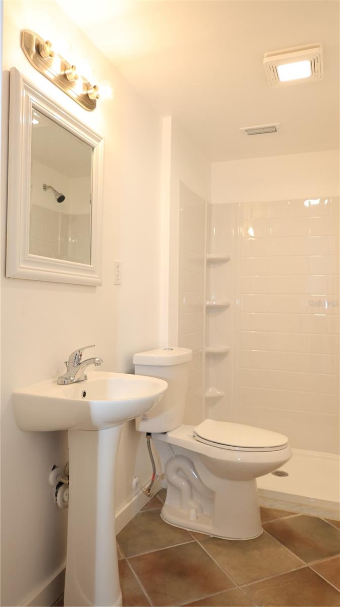 BAY PARK ESTATES - Residential