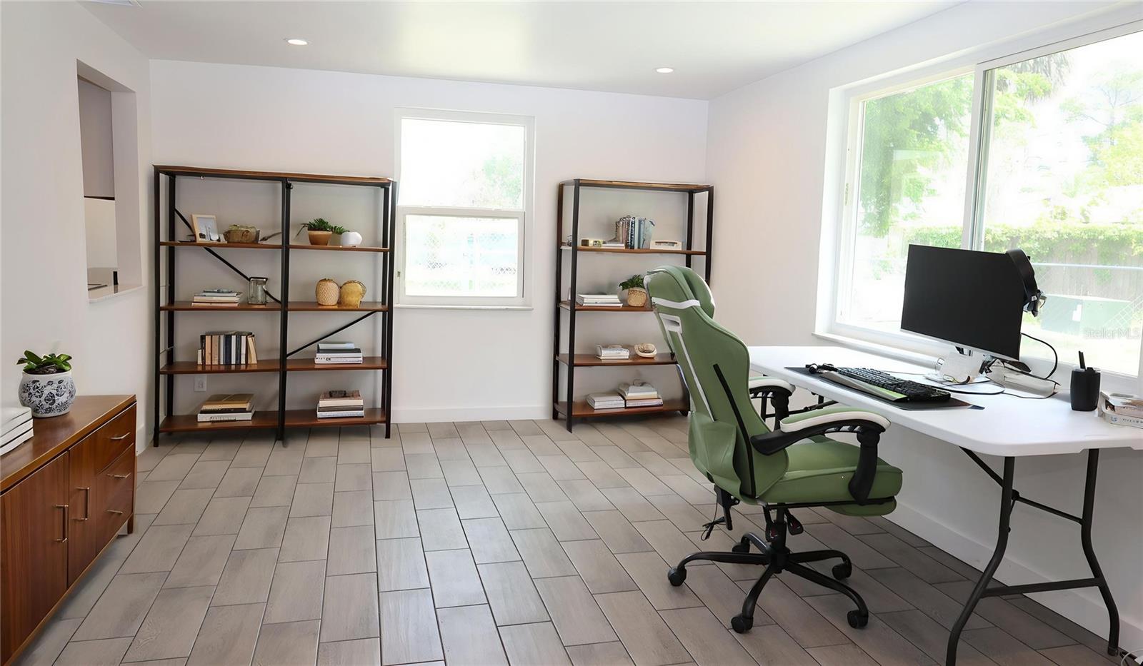 BAY PARK ESTATES - Residential