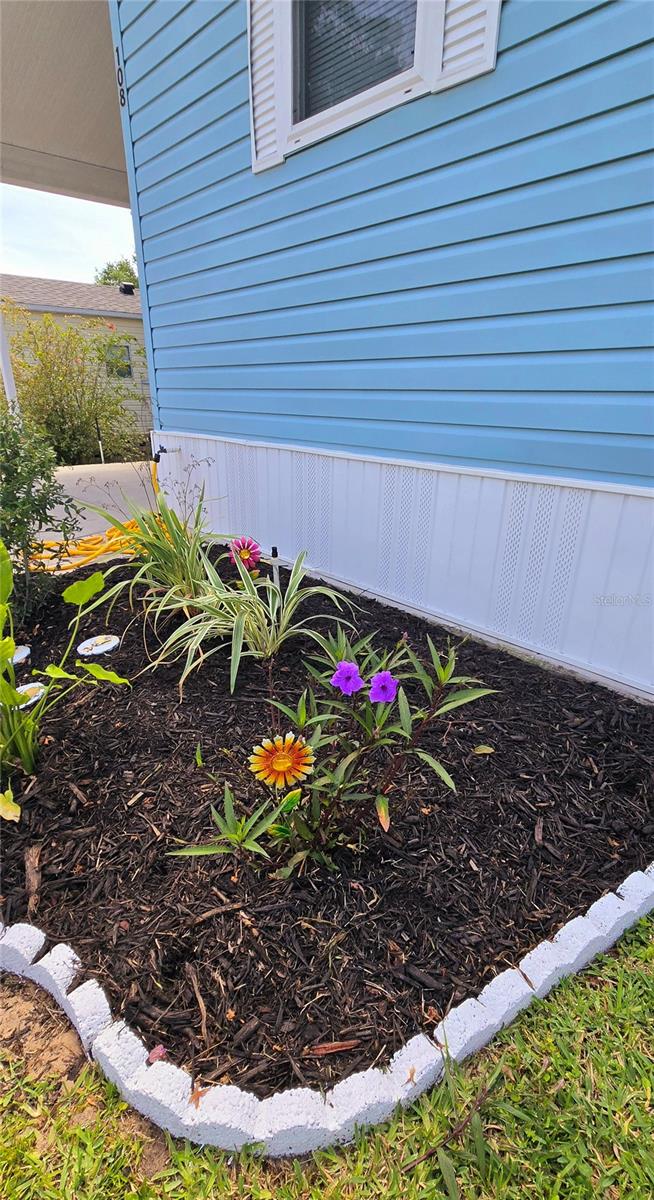 INTERNATIONAL BASS LAKE RESORT PH 01 - Residential Lease