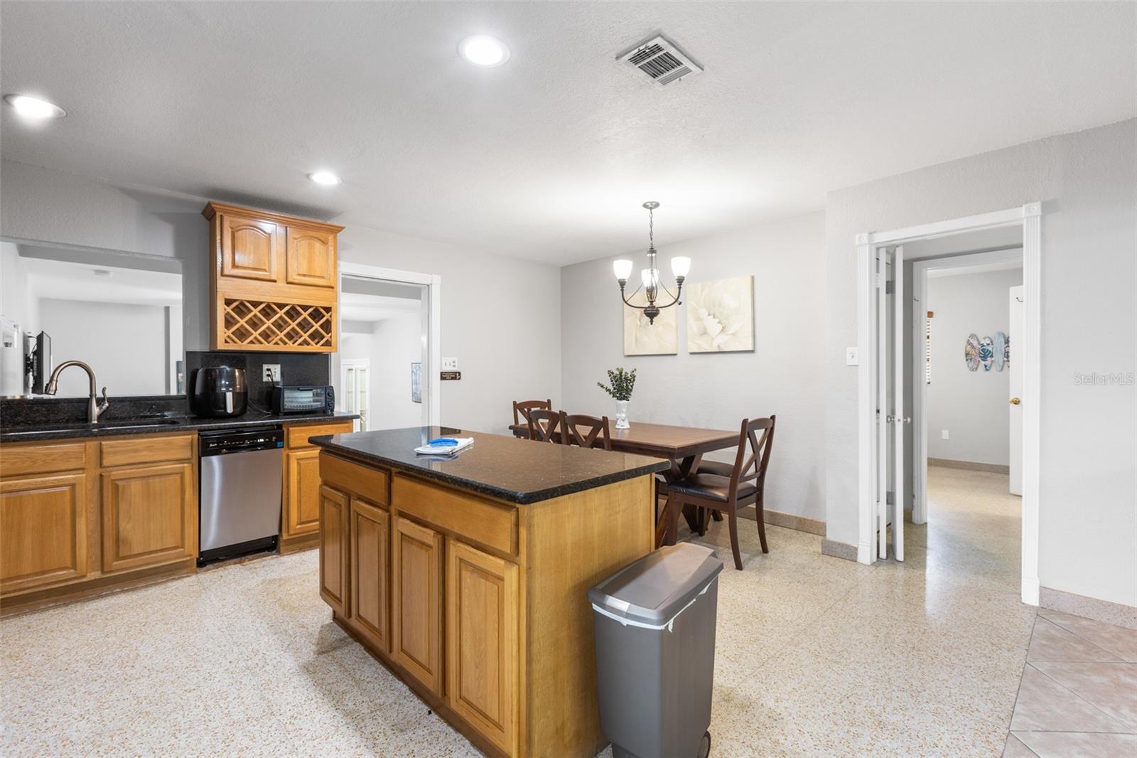 SUBURB ROYAL - Residential