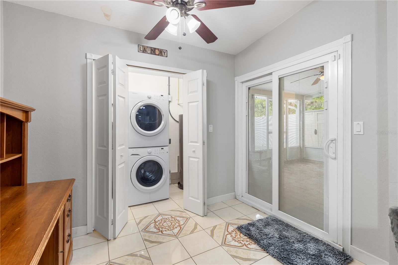 SUBURB ROYAL - Residential