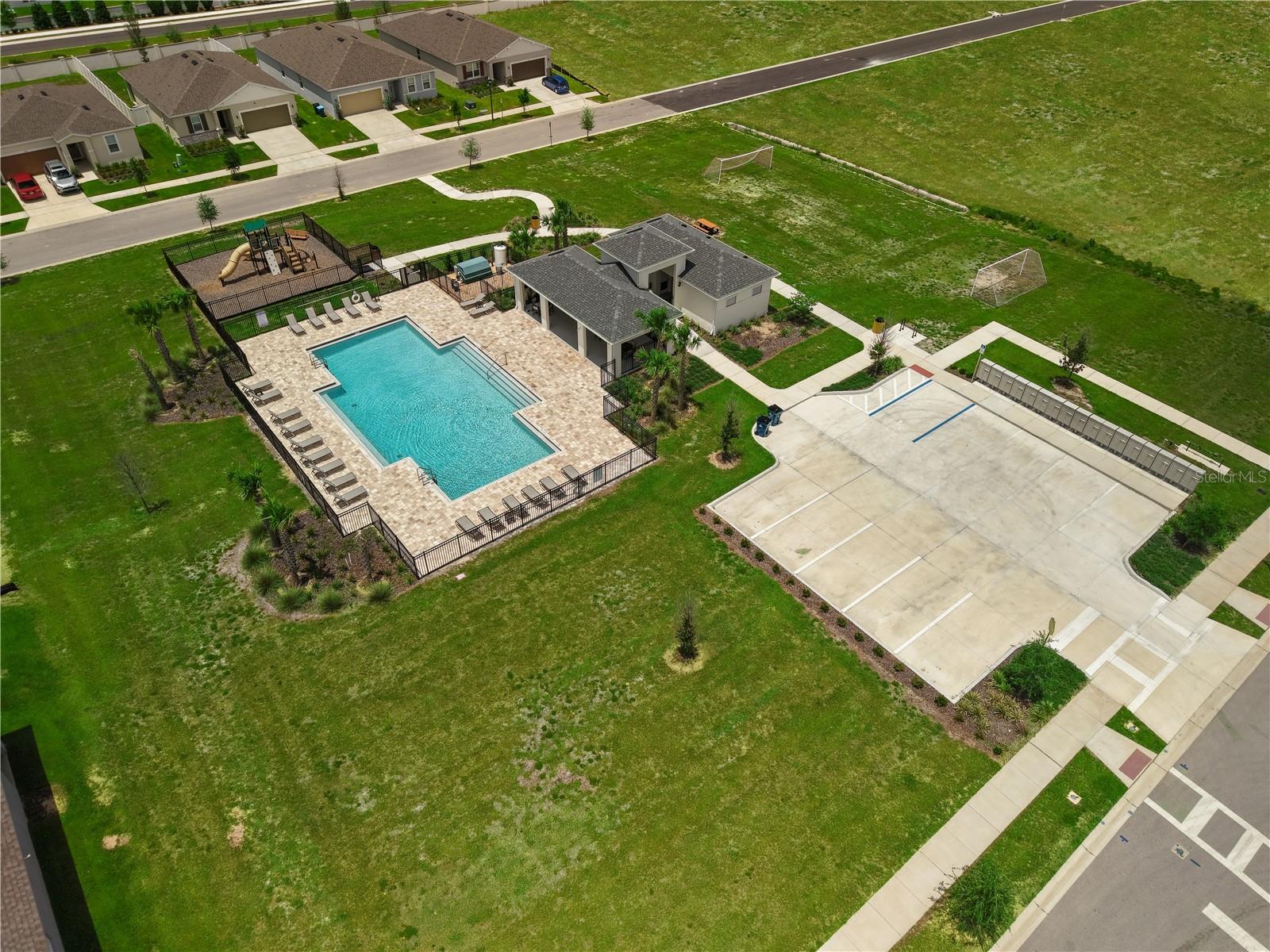 COVERED BRIDGE AT LIBERTY BLUFF - Residential