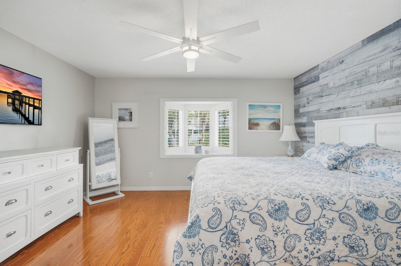 TOWN HOMES/OCEANS UN 02 - Residential