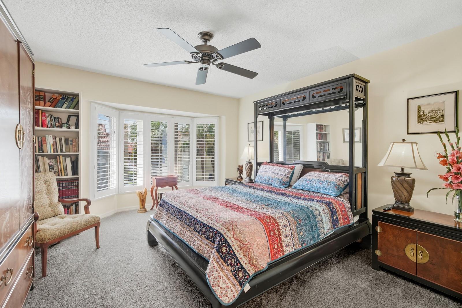 TOWN HOMES/OCEANS UN 02 - Residential