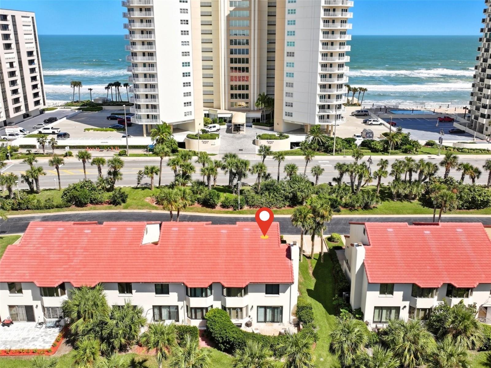 TOWN HOMES/OCEANS UN 02 - Residential