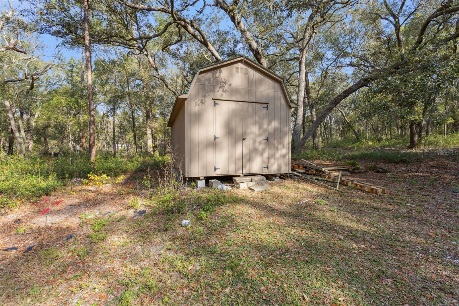 PINE TREE ESTATES - Residential