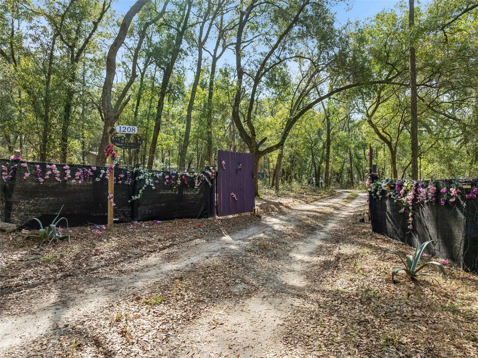 PINE TREE ESTATES - Residential