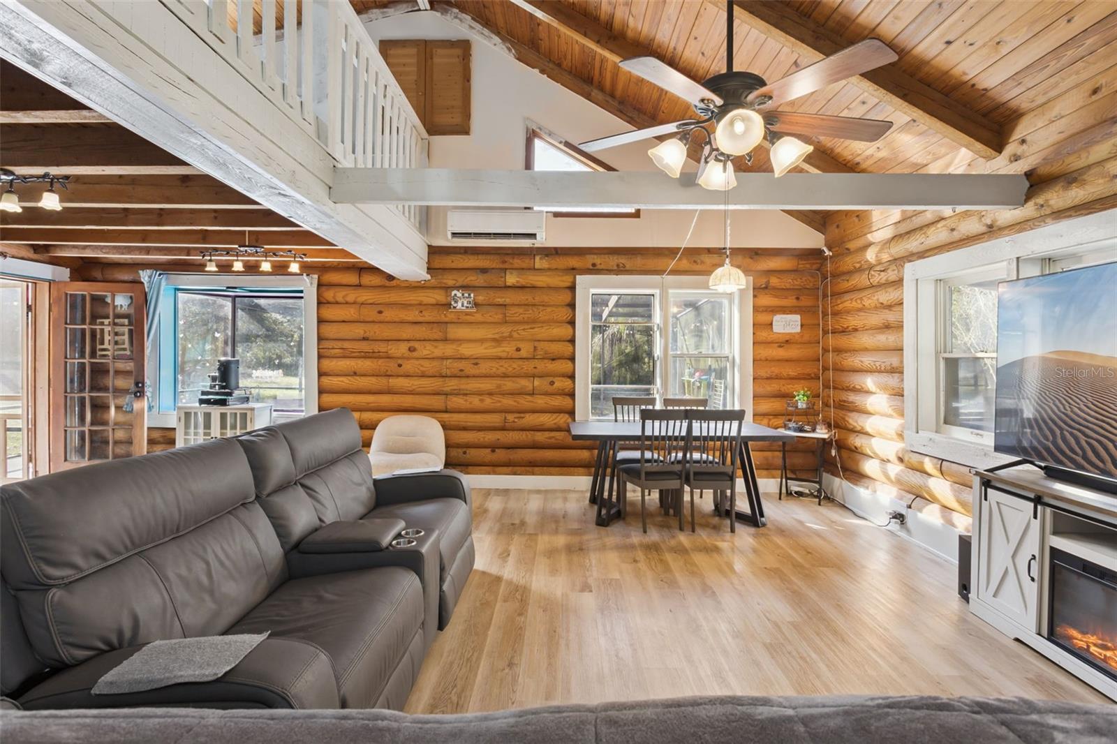 PINE TREE ESTATES - Residential