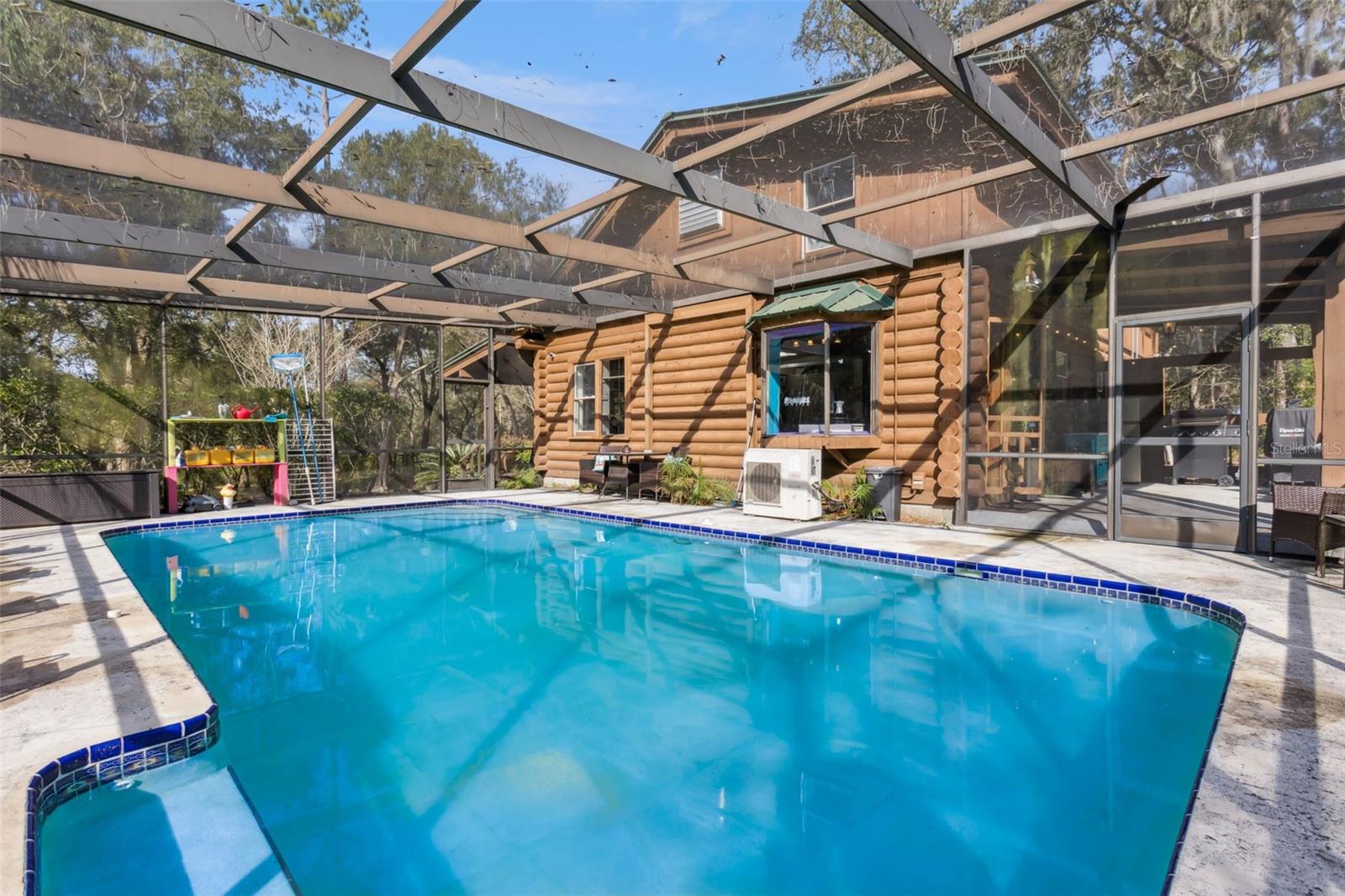 PINE TREE ESTATES - Residential