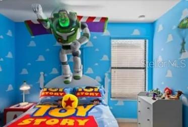 1424 THUNDERBIRD ROAD