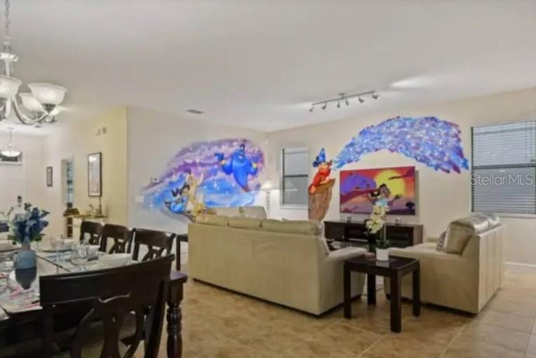 1424 THUNDERBIRD ROAD