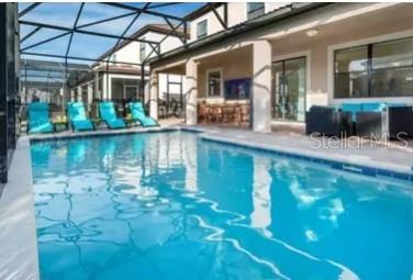 1424 THUNDERBIRD ROAD