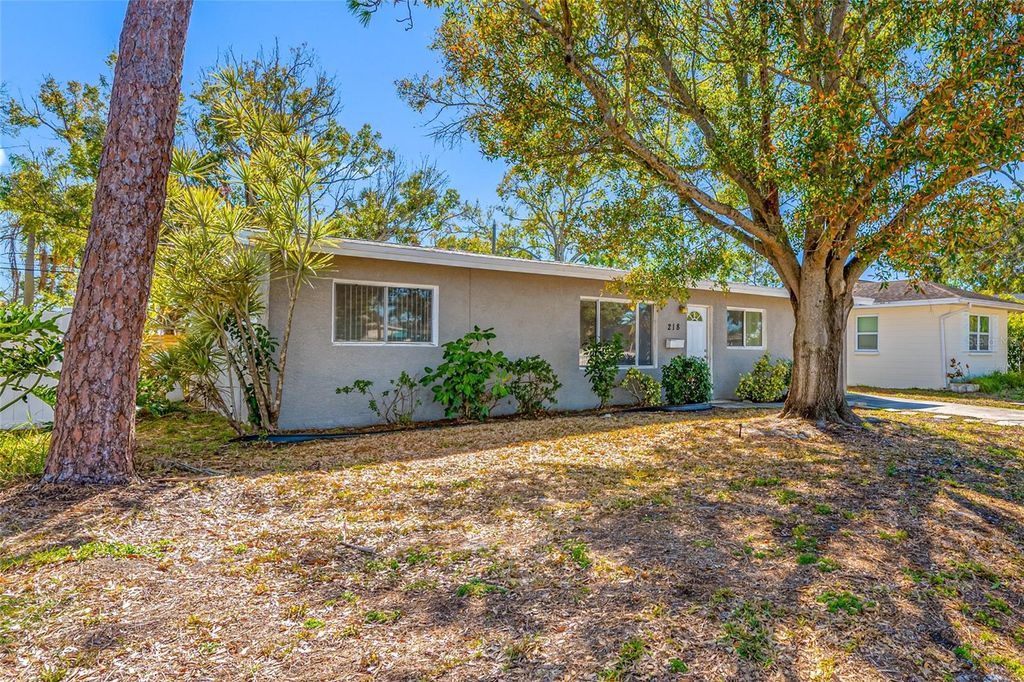Photo of 218 80th Avenue N, St Petersburg, FL 33702 (MLS # TB8472479)