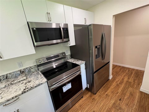Tiny photo for 2110 NW 100th Street, Ocala, FL 34475 (MLS # O6453193)