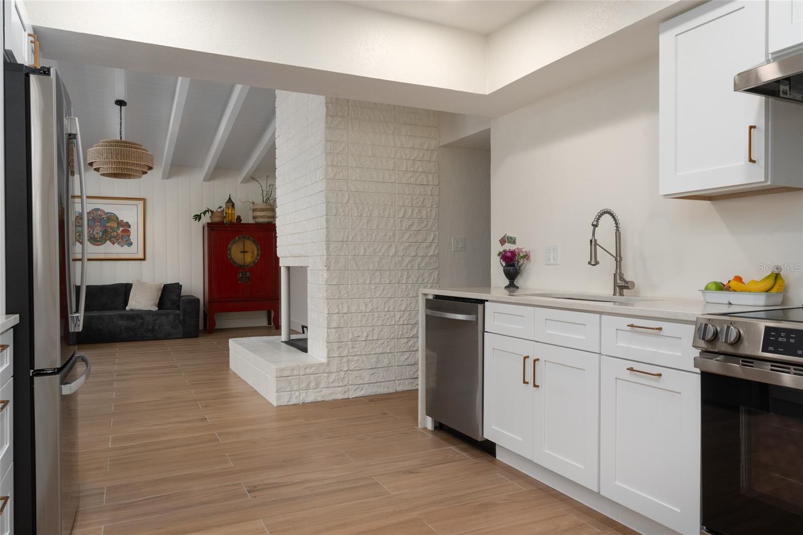 LAKEWOOD ESTATES SEC D - Residential