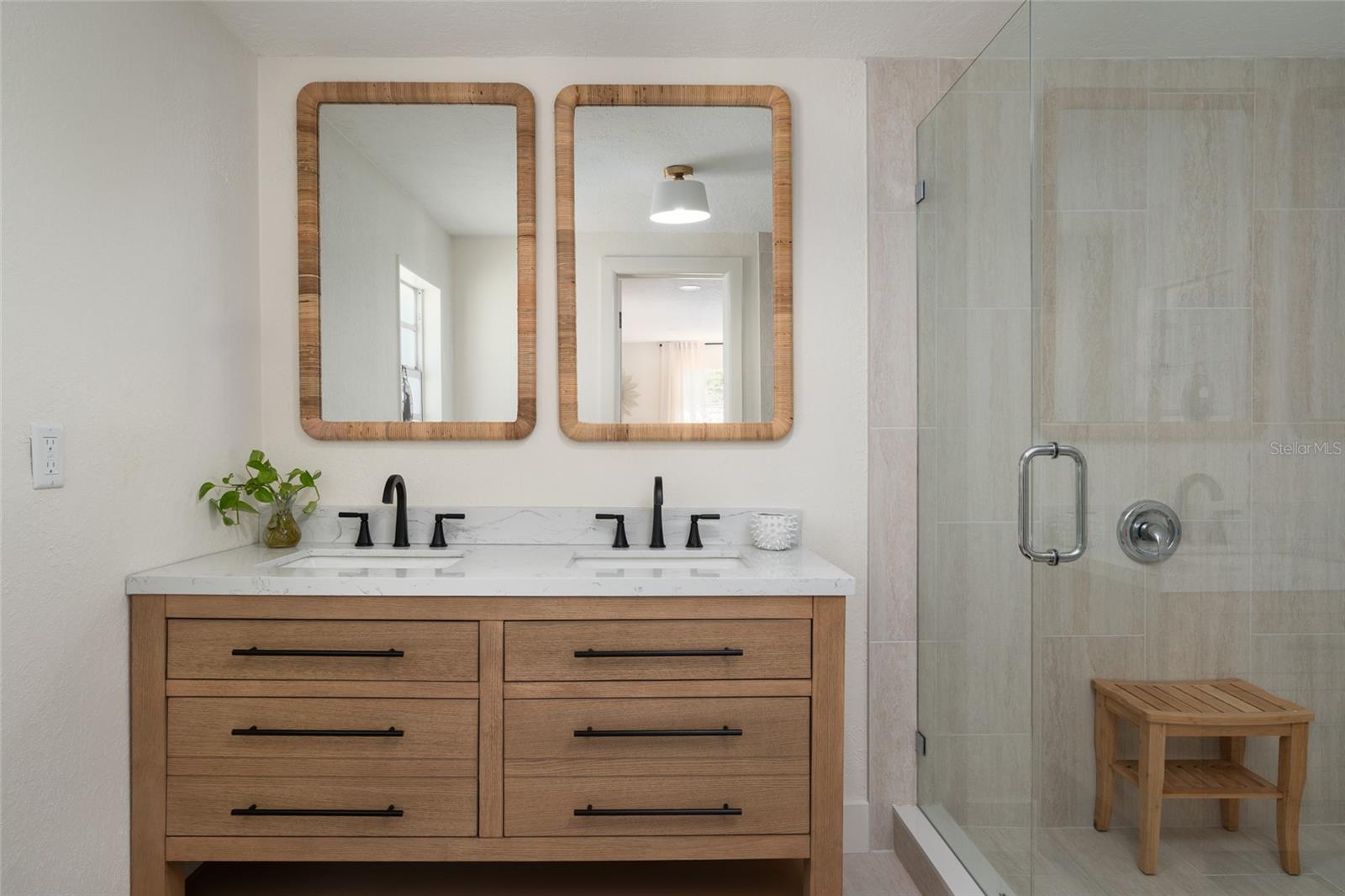 LAKEWOOD ESTATES SEC D - Residential