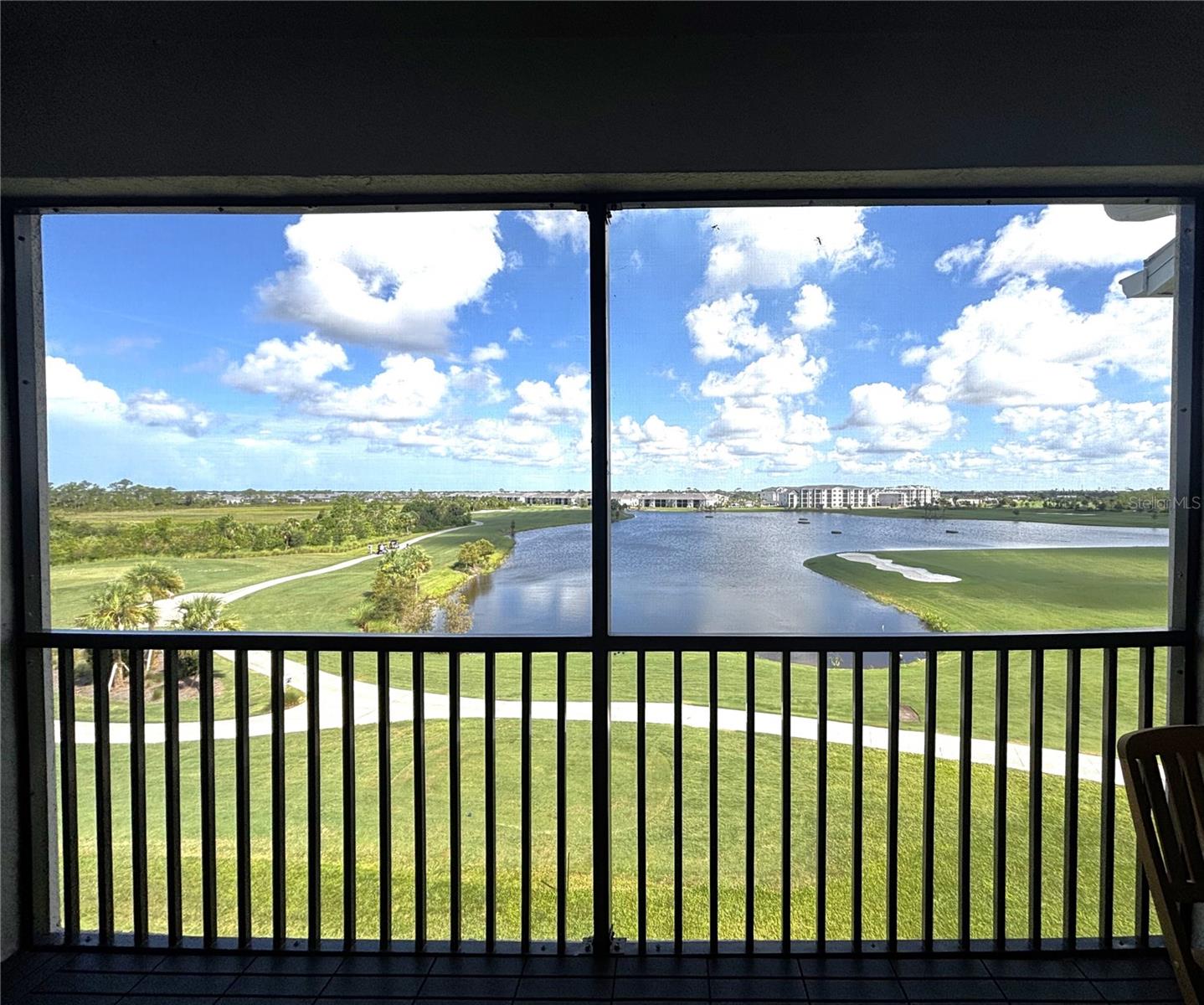 WELLEN PARK GOLF & COUNTRY CLUB - Residential Lease