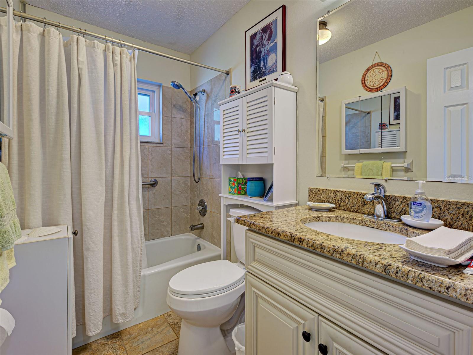 BAYVIEW GARDENS - Residential