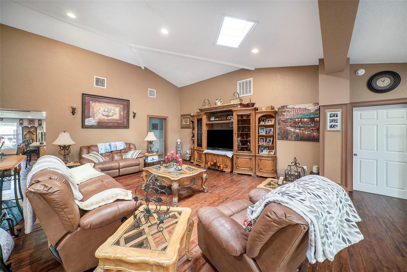 TRACERS LAKE KEEN ESTATES UNIT NO 2 - Residential