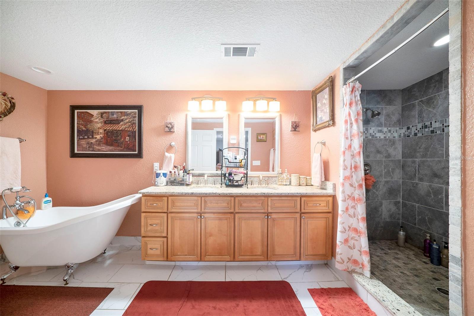 TRACERS LAKE KEEN ESTATES UNIT NO 2 - Residential
