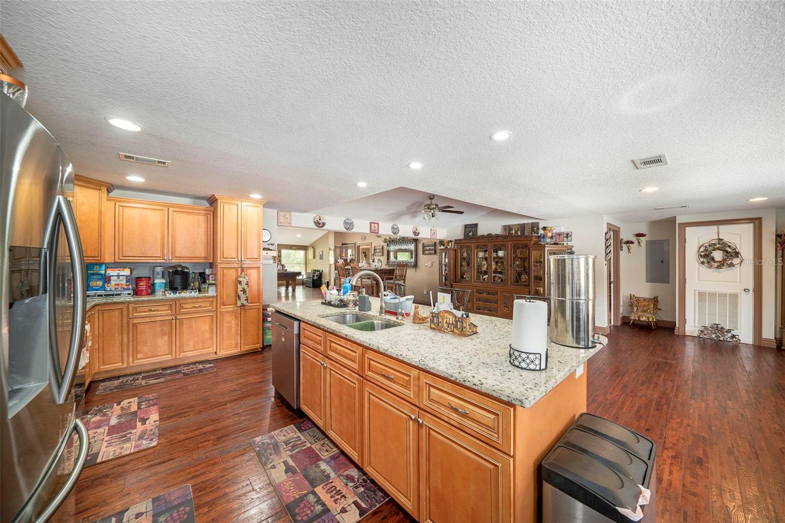 TRACERS LAKE KEEN ESTATES UNIT NO 2 - Residential