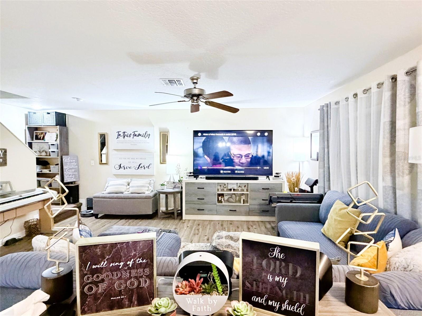 COBBLESTONE LANDING TWNHMS CONDO - Residential Lease