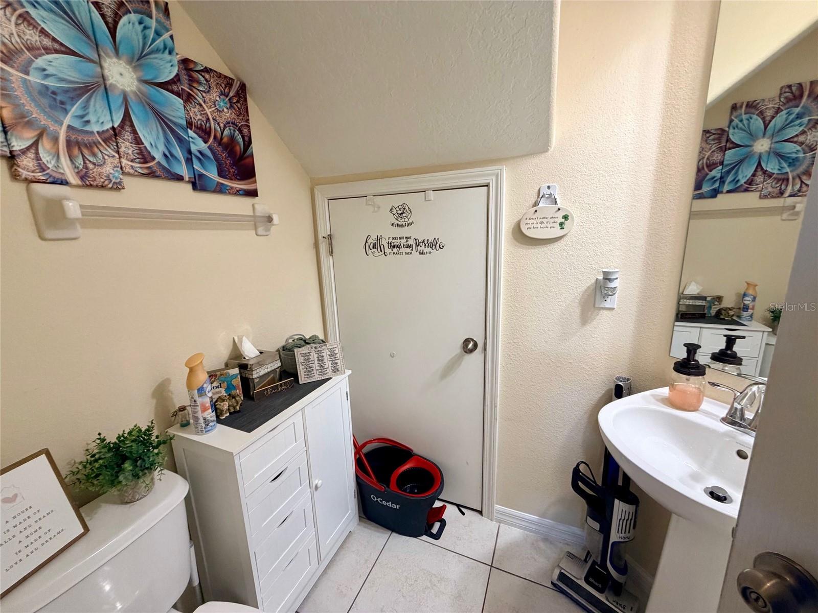 COBBLESTONE LANDING TWNHMS CONDO - Residential Lease