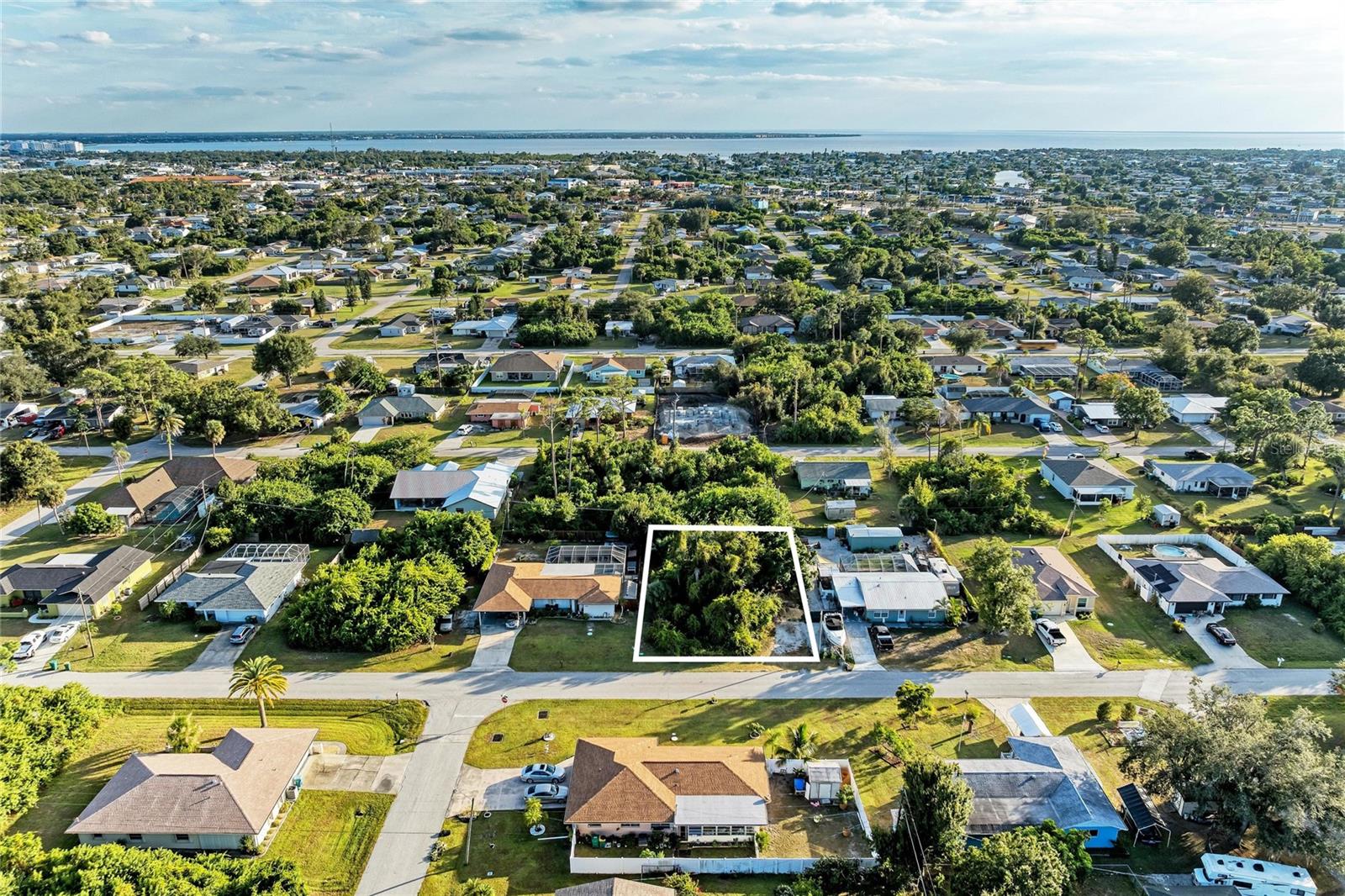 PORT CHARLOTTE SEC 007 - Land