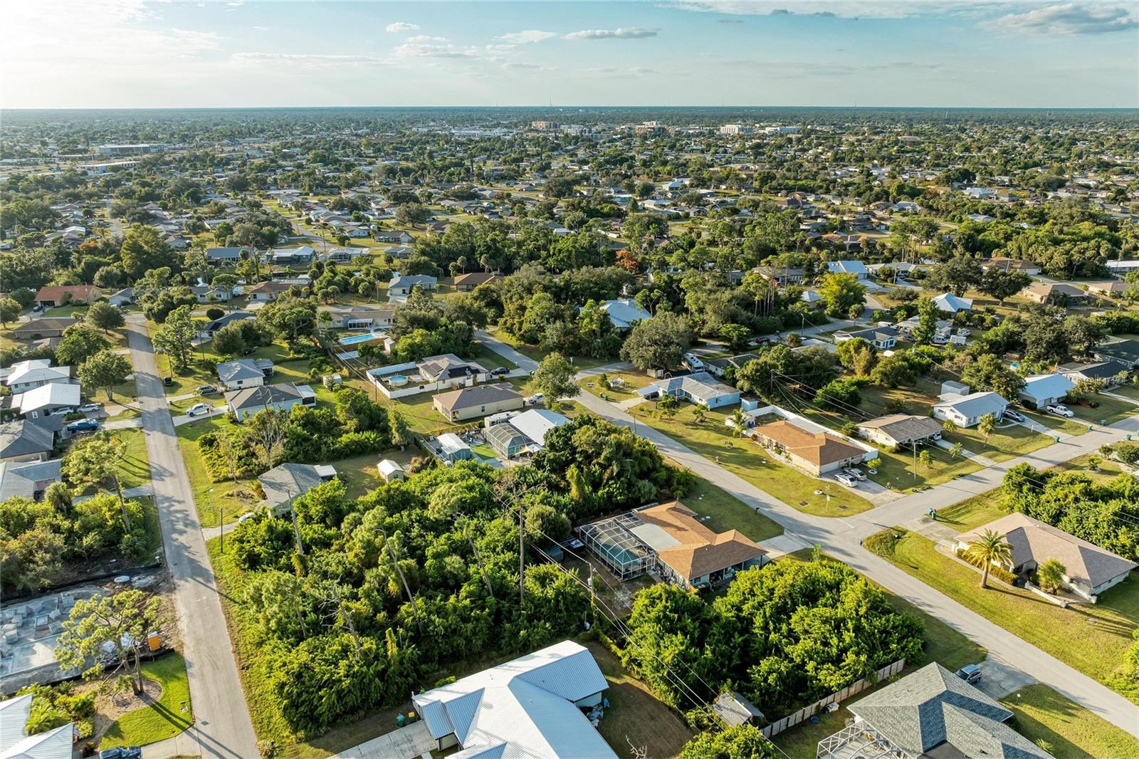 PORT CHARLOTTE SEC 007 - Land