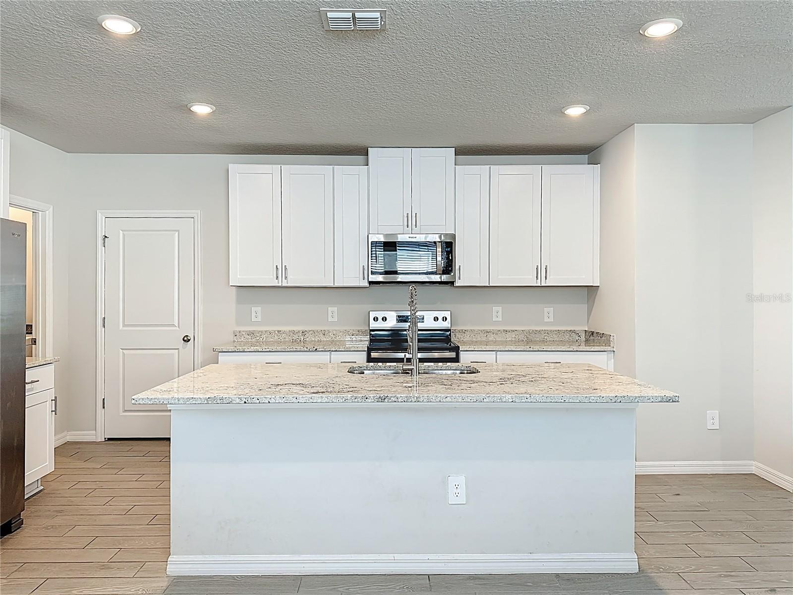 SALTMEADOWS PH IA - Residential Lease