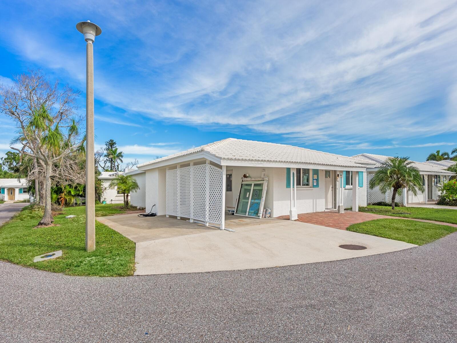 SPANISH MAIN YACHT CLUB CONDO - Residential