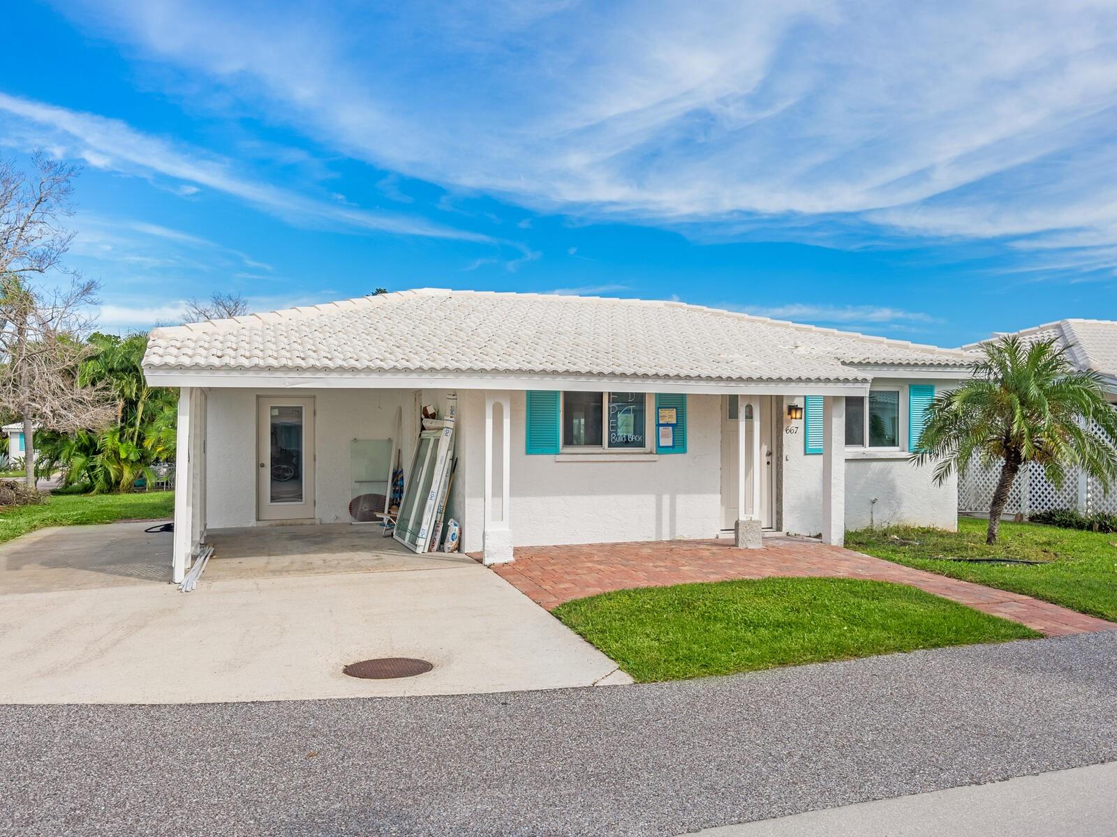 SPANISH MAIN YACHT CLUB CONDO - Residential