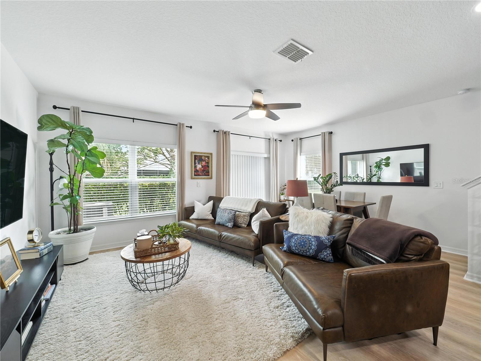 600 NORTHERN WAY 901