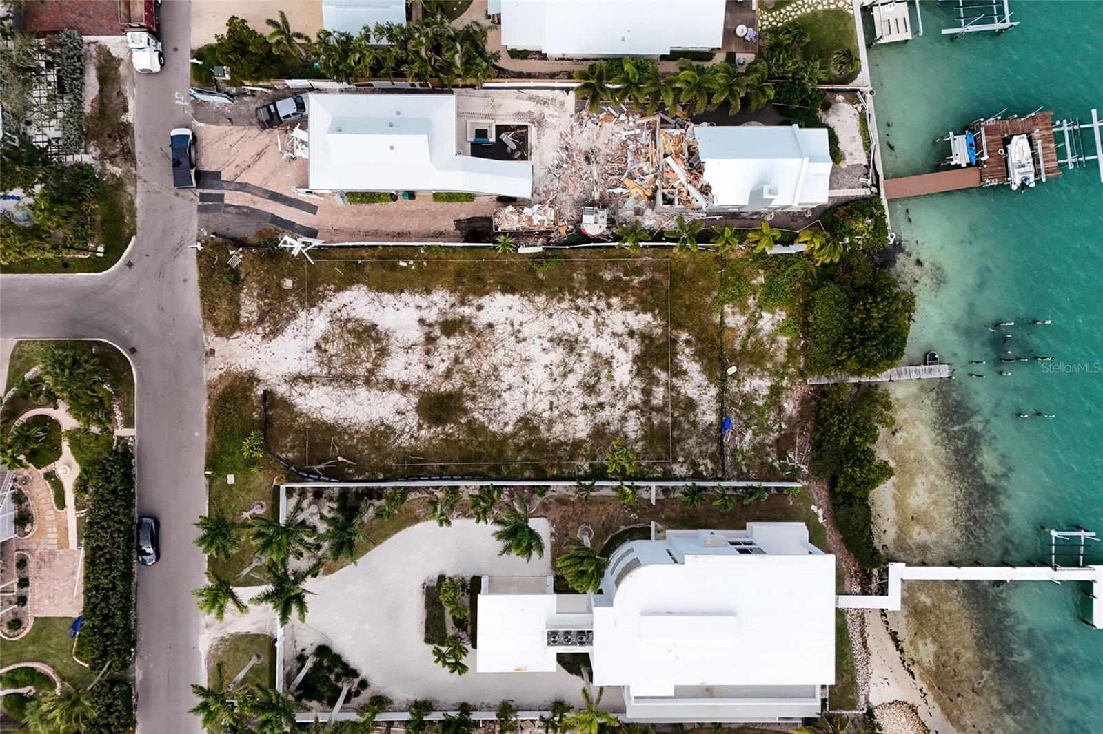 7094 LONGBOAT DRIVE E