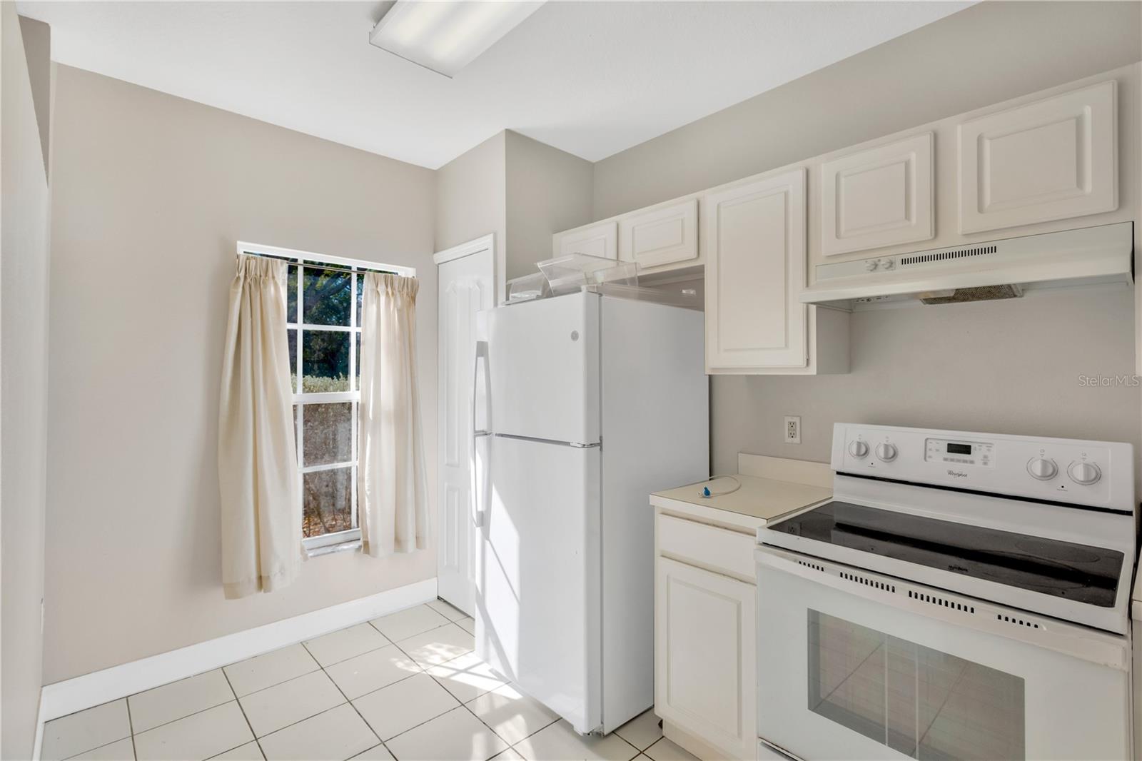 REGENCY KEY TWNHMS - Residential